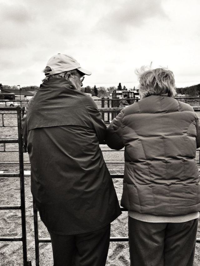 945040_10151692181008086_2016810418_n